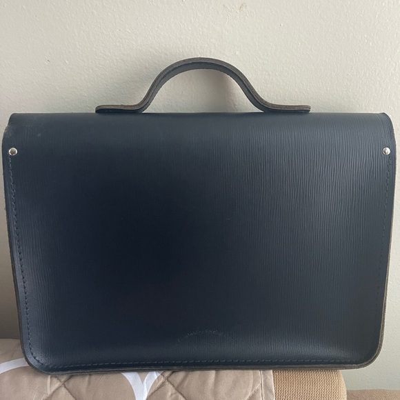 Cambridge Satchel Textured Satchel Bag - Picture 2 of 10